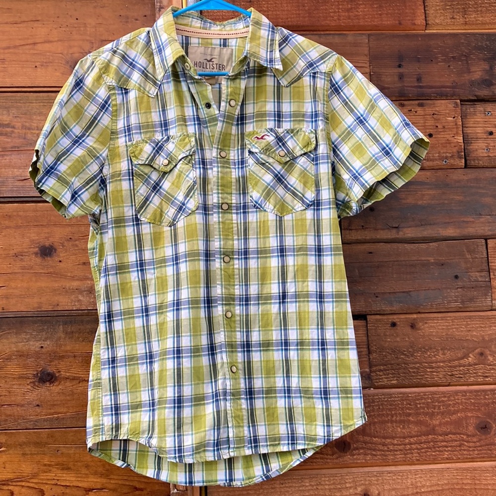 Hollister Casual bottom down shirt